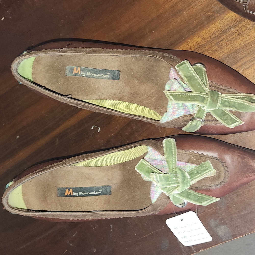 Wedge heels 8.5